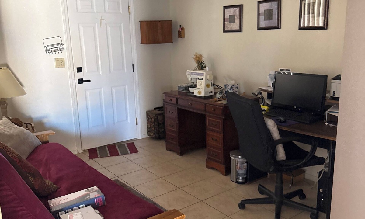 Fort Mohave House | Cozy 2-bedroom house in superb Fort Mohave with central air/ceiling fans