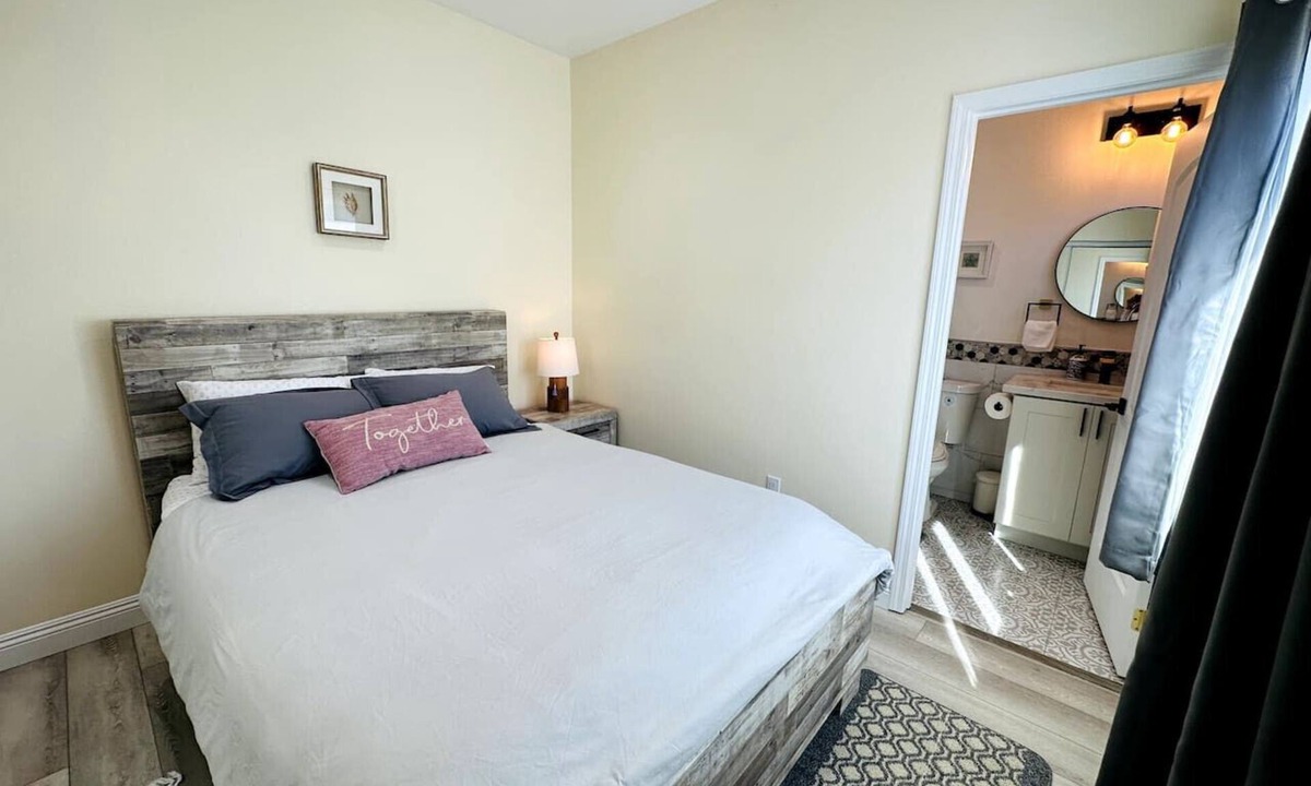 Huntington Beach House | Cozy 2 Bedroom in Huntington Beach