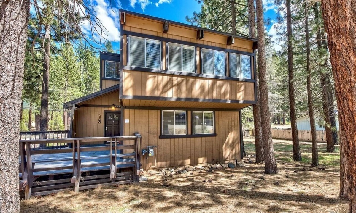 Bijou Park Cabin | Cozy 3BD/2BA cabin, Sleeps 6+, All year-round accessible road