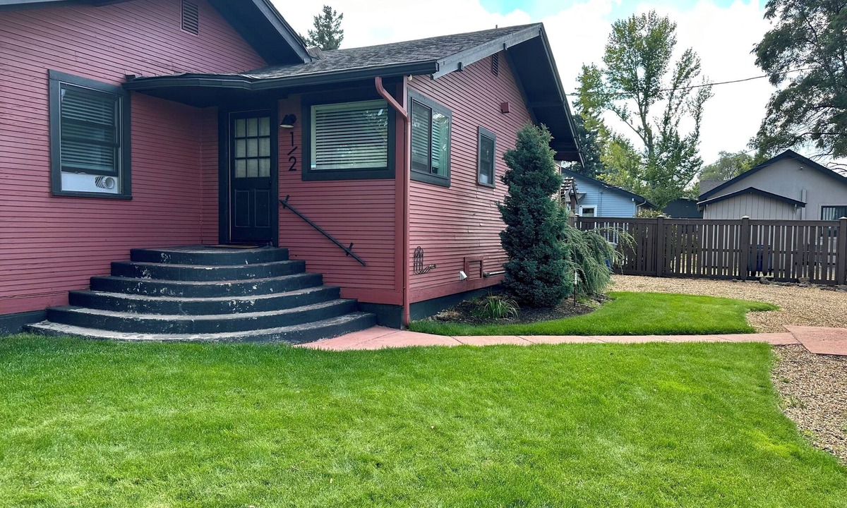 Larkspur Apartment | Cozy apartment in wonderful Bend with WiFi, AC
