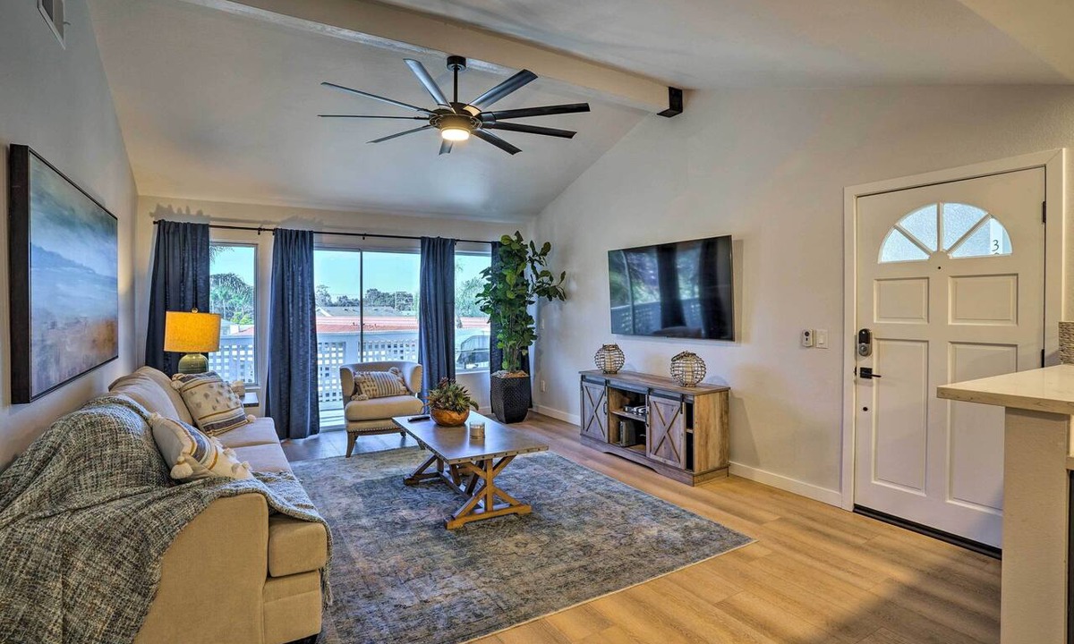 Capistrano Beach Apartment | Cozy-Chic Condo: Walk to Beach & Park!