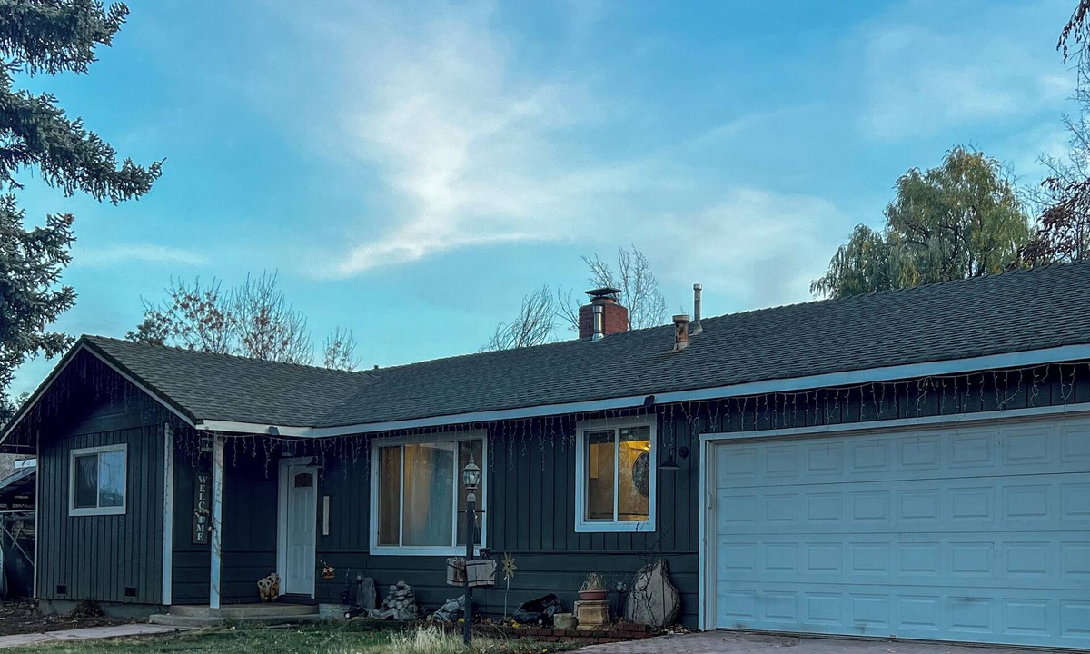 Burney House | Cozy Corner on Carson