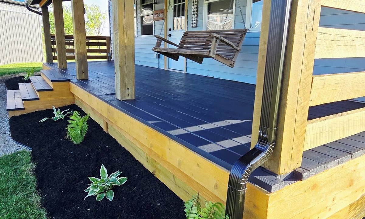 Raymond House | Cozy Cottage situated on 12 acres in the peaceful countryside in Richwood Ohio