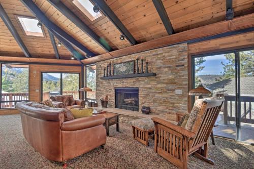 Pine Mountain Club House | Cozy 'Grand Woodland' Cabin w/Mountain Views