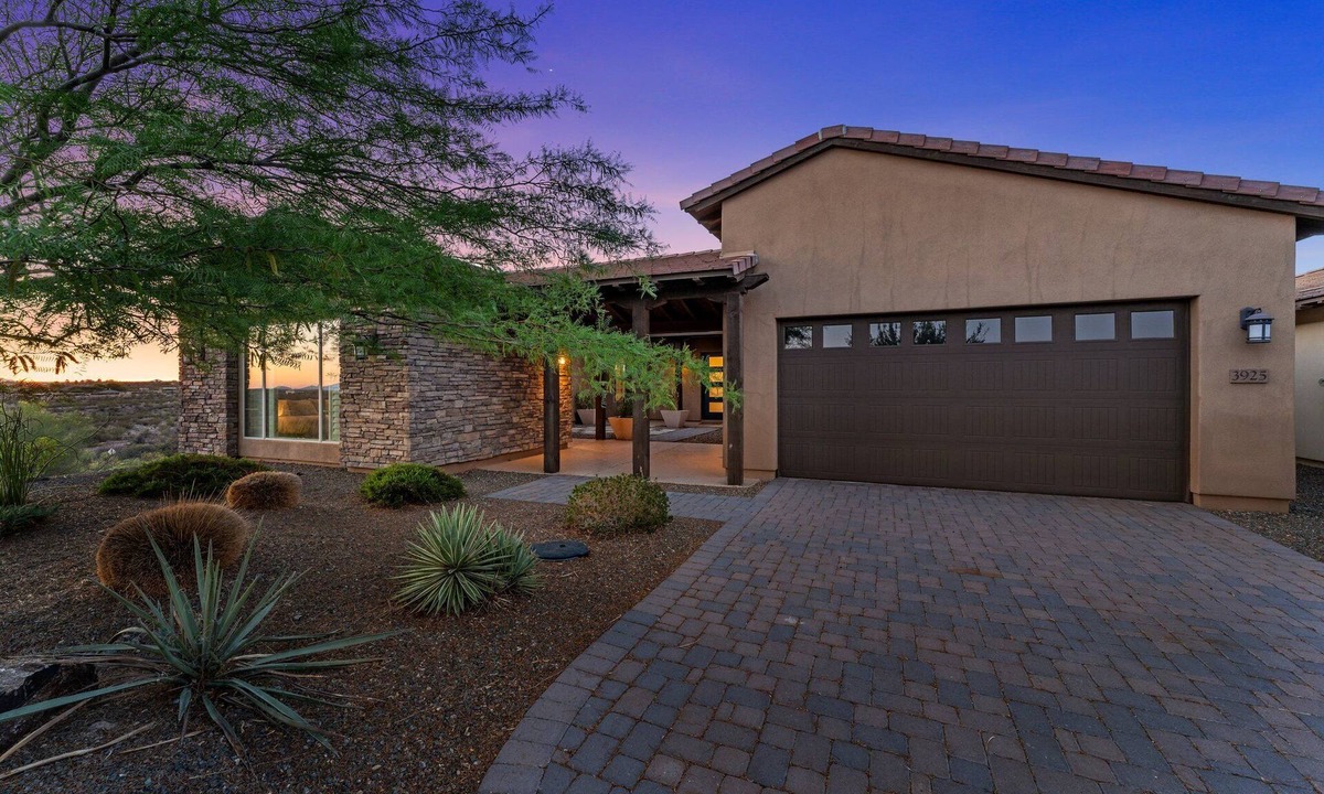 Wickenburg House | Cozy home with beautiful sunset view in charming Wickenburg golf community