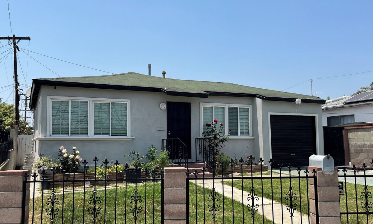 East Los Angeles House | Cozy House in East LA