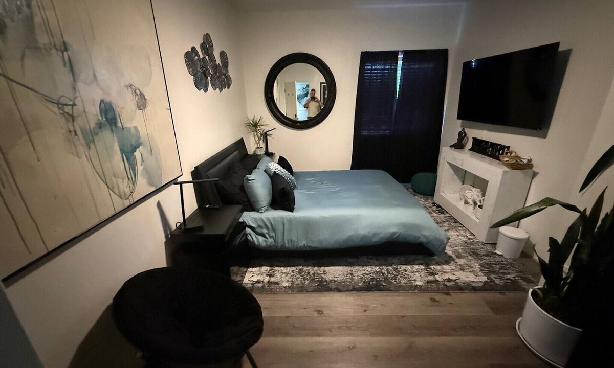 Clarkdale House | Cozy Music Bedroom Shared Newley Remodeled House. Peaceful, Darksky neighborhood