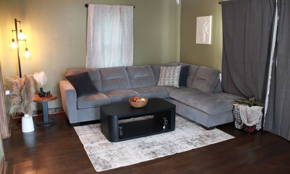 Laurelville House | Cozy on the Corner