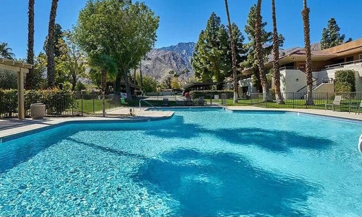 Racquet Club West Apartment | Cozy Place in Lovely Palm Springs with AC, WiFi, close proximity to downtown