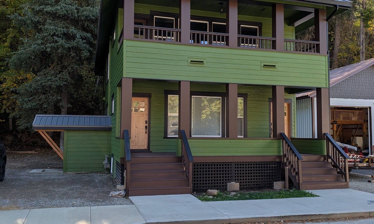 Wallace House | Cozy, remodeled townhome retreat in downtown Historic Wallace!
