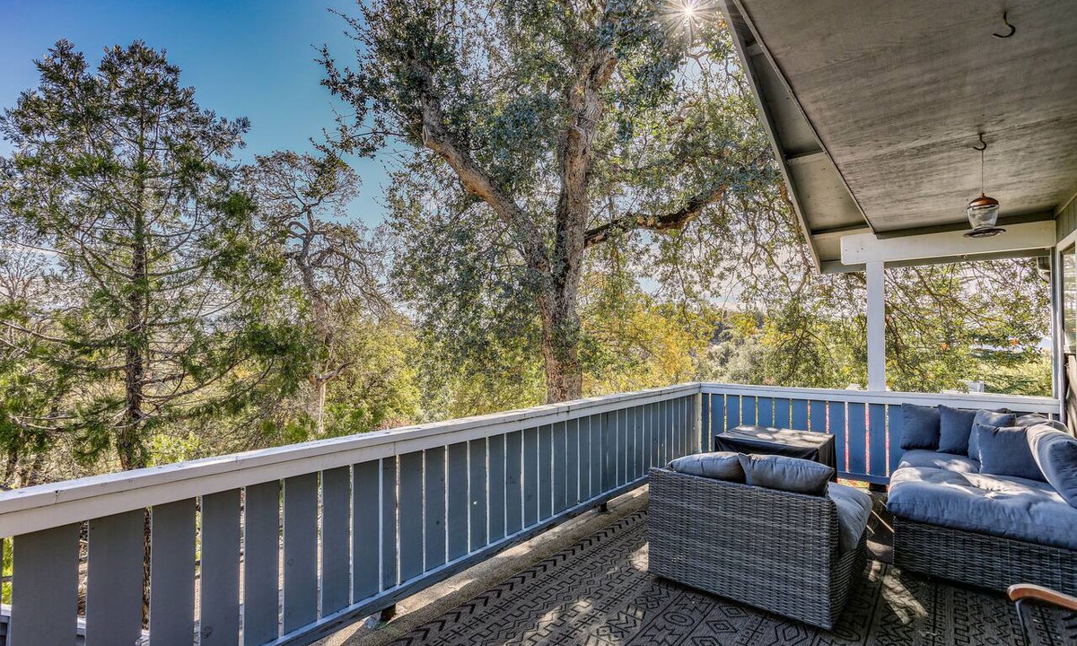 Ahwahnee Apartment | Cozy Studio w/Well-Being Retreat: Near Yosemite!