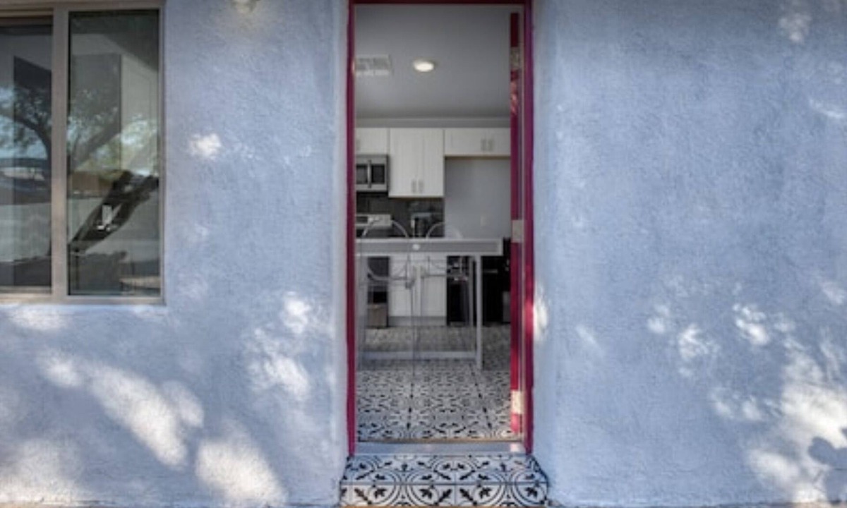 Feldman's House | Cozy Tucson Casita- Walk to 4th ave/Downtown