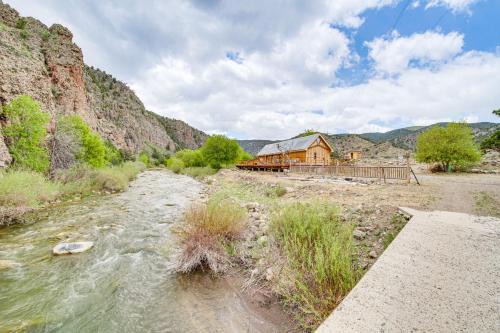 Panguitch House | Creekside Cabin w/Deck & Views in Panguitch!