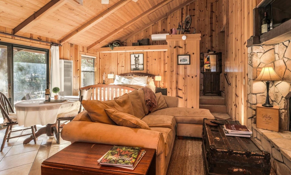 Paso Robles Apartment | Creekside King Suite + Patio on Vineyard