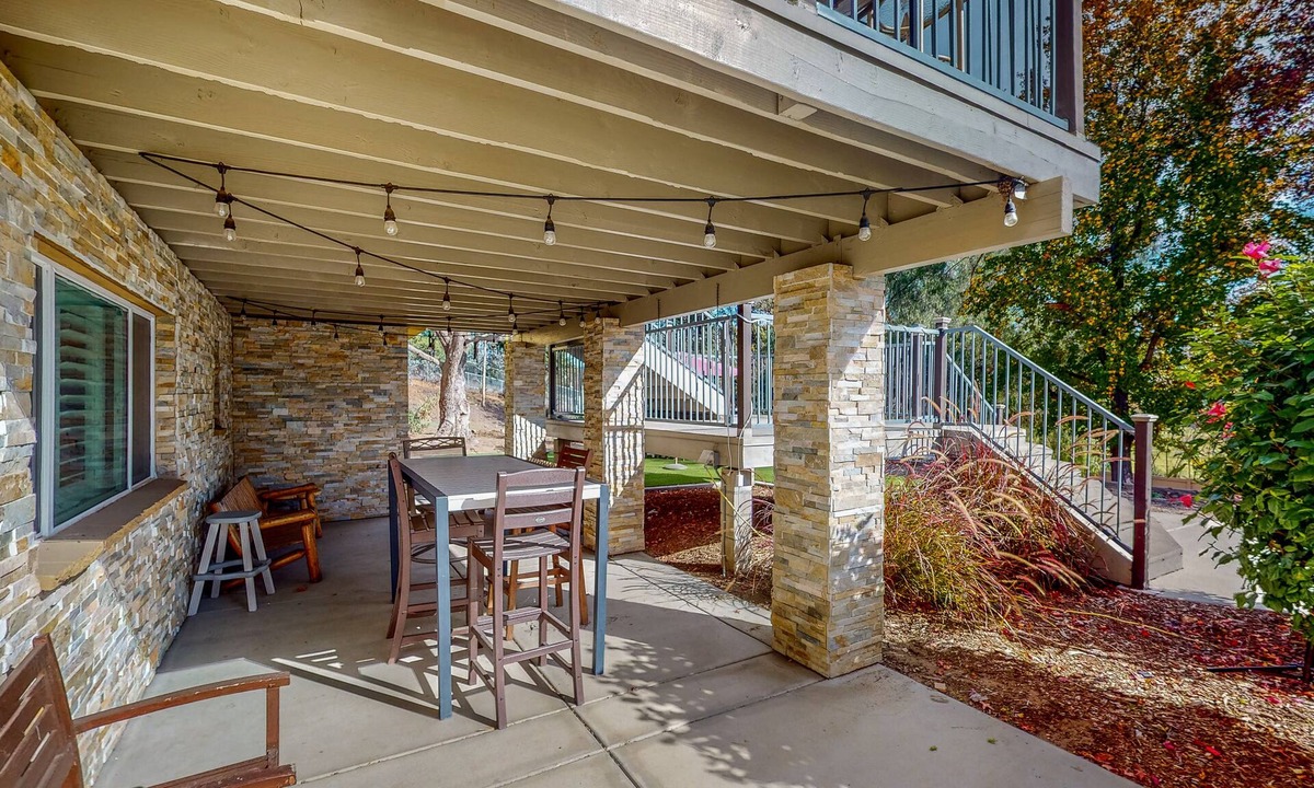 Rancho San Diego House | Custom Home on 1.3-Acre Estate with Private Solar-Heated Pool & Pool House