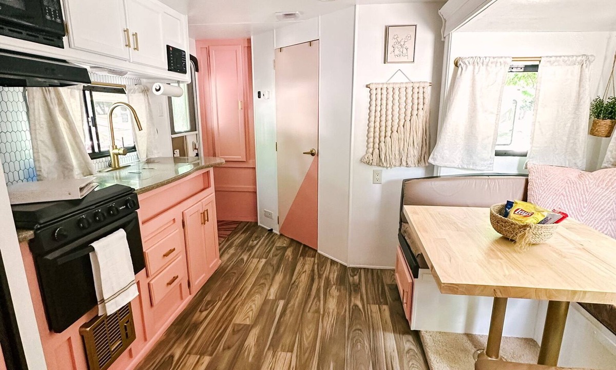Leeds House | Darling Renovated Camper Near St. George and Zion