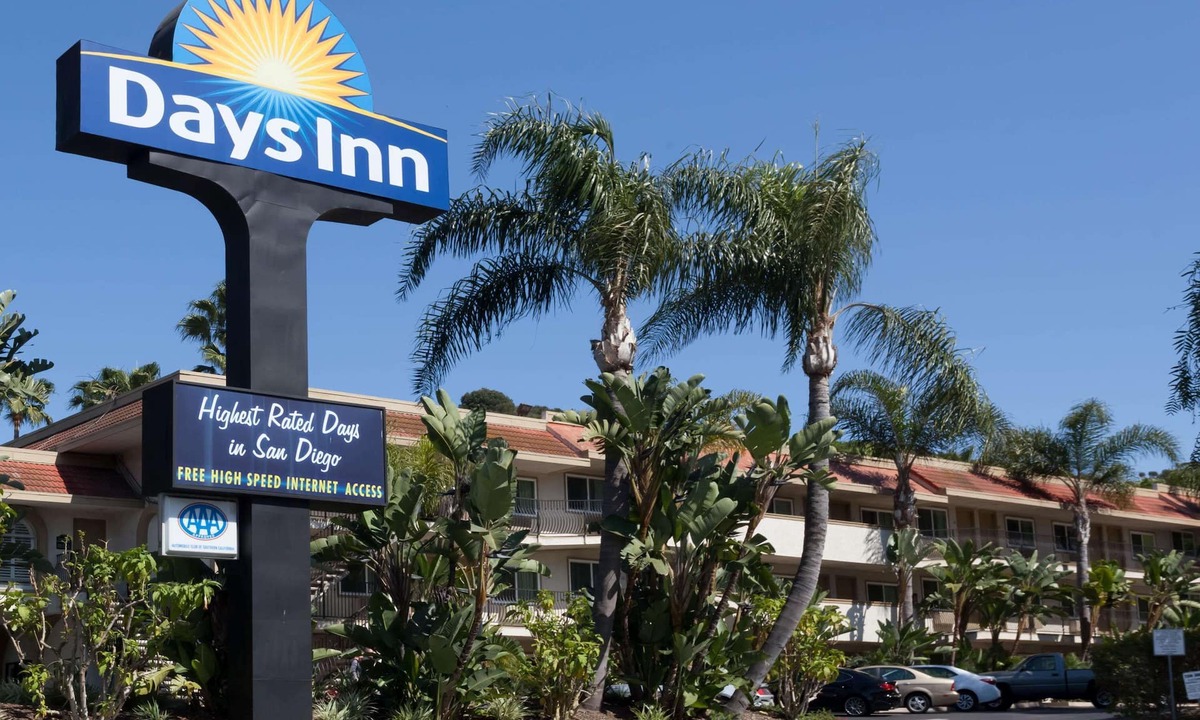 Mission Valley West Hotel | Days Inn by Wyndham San Diego Hotel Circle