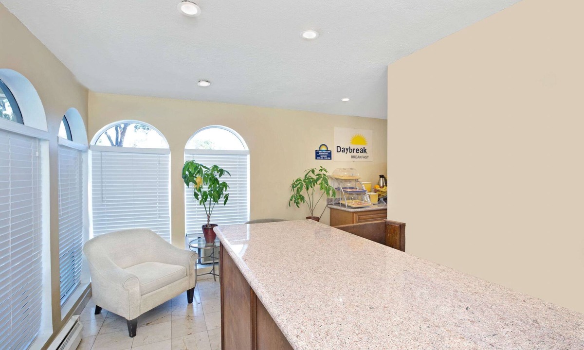 South San Jose Hotel | Days Inn by Wyndham San Jose
