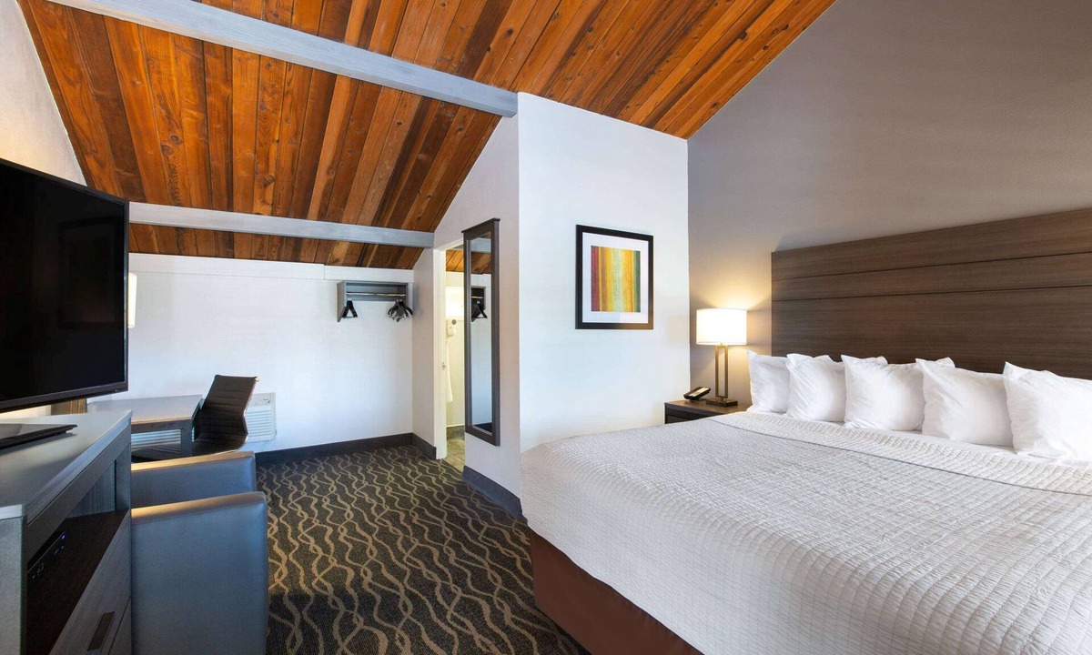 Ukiah Hotel | Days Inn by Wyndham Ukiah
