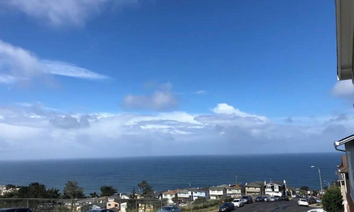 Westlake House | DEAL ON! SANITIZED! Cozy Modern Home Panoramic Ocean View
