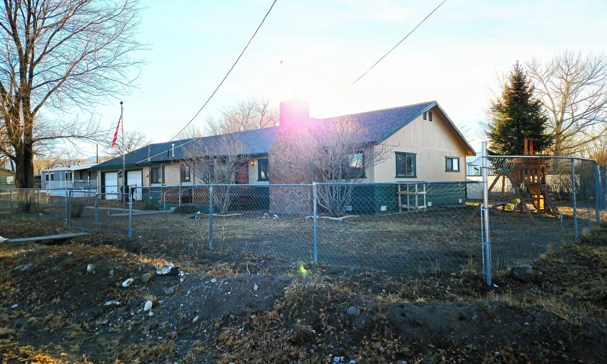 Springerville House | Delightful 3-bedroom house right in the heart of Eagar.