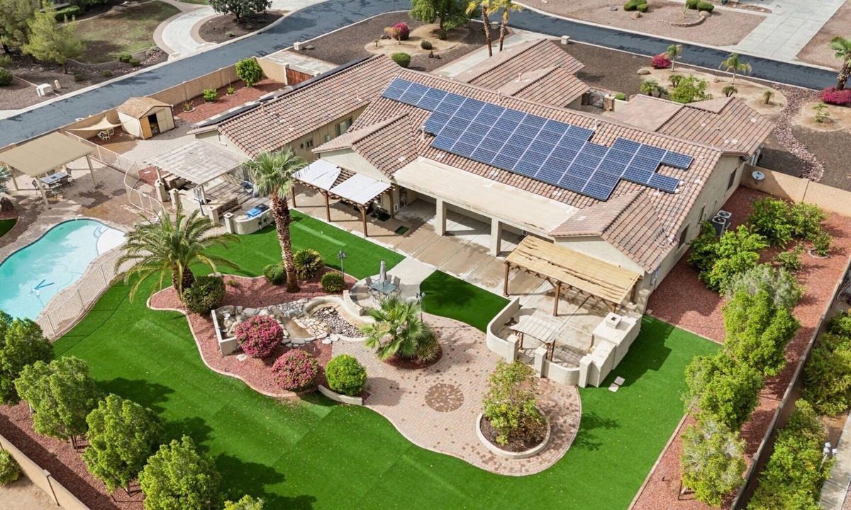 Copper Canyon Ranch House | Desert Cove Escape | 5BR Retreat w/Pool & Casita