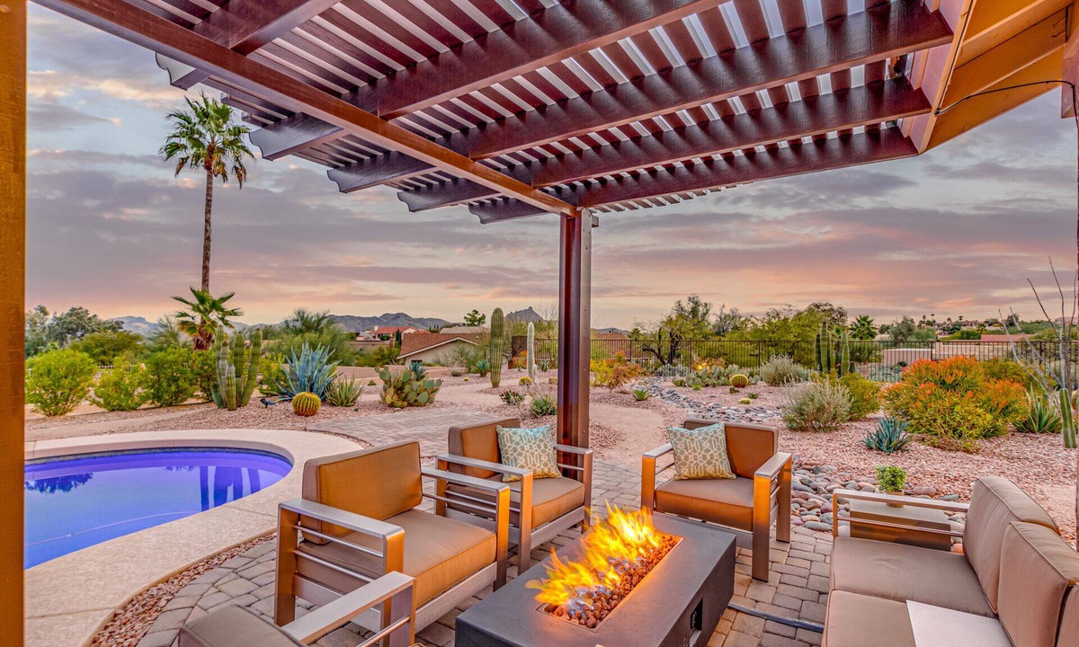 Fountain Hills House | Desert Mtn Sanctuary - Cozy 3 Bedroom Home, Pool, Firepit & Red Mountain Views