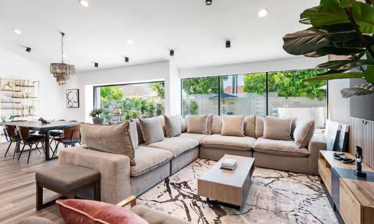 Fountain Valley House | Designer Concept Villa in OC