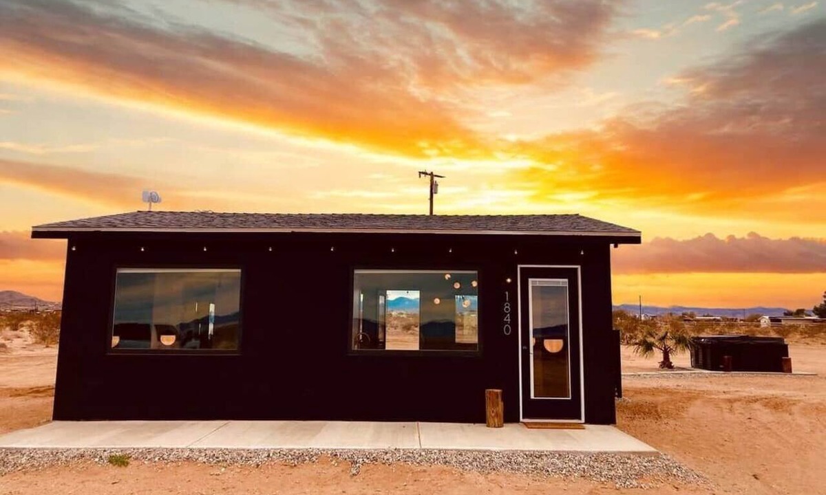Landers House | DILIM - Designer Desert Retreat