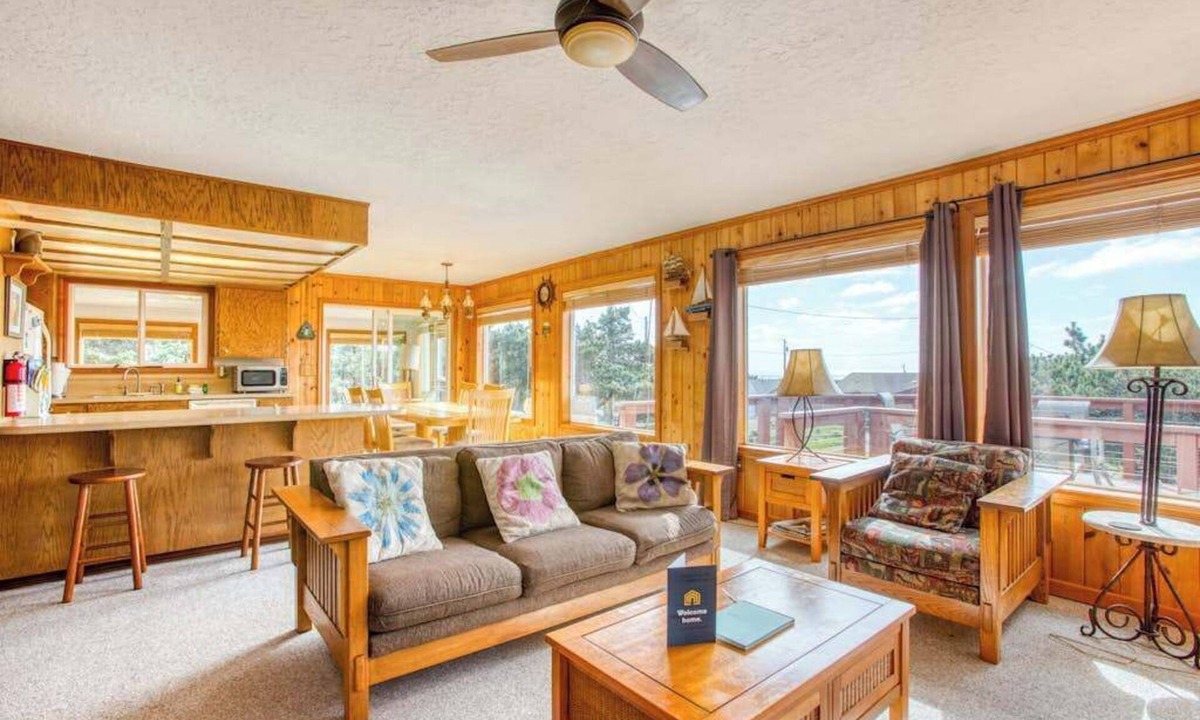 Bayshore House | Dog-Friendly Home with Ocean Views, Easy Beach and Bay Access, and Free WiFi