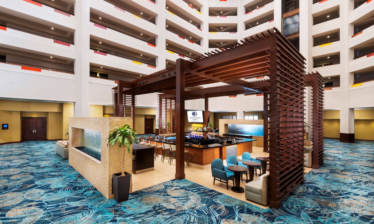Mesa Hotel | DoubleTree by Hilton Phoenix Mesa