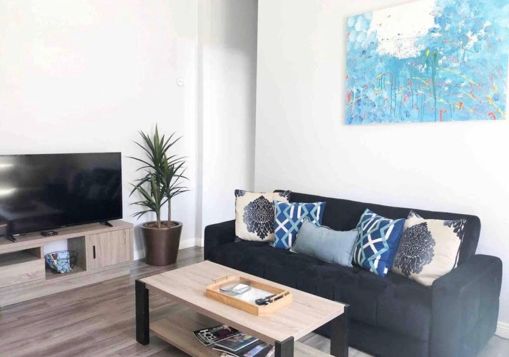 Pacific Terrace Hotel | Downtown SD 2BR Suite Free Parking Conv Center