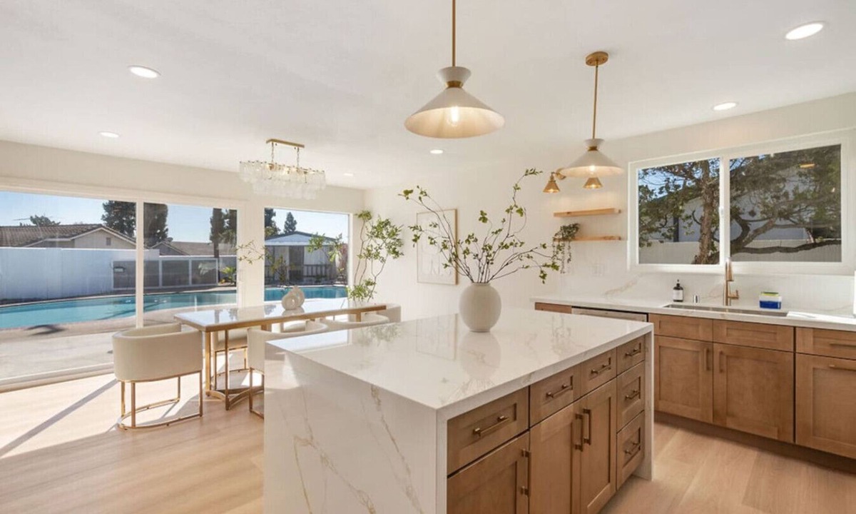 Placentia House | Dream Dip: Heated Pool & Hot Tub | Close to Disney