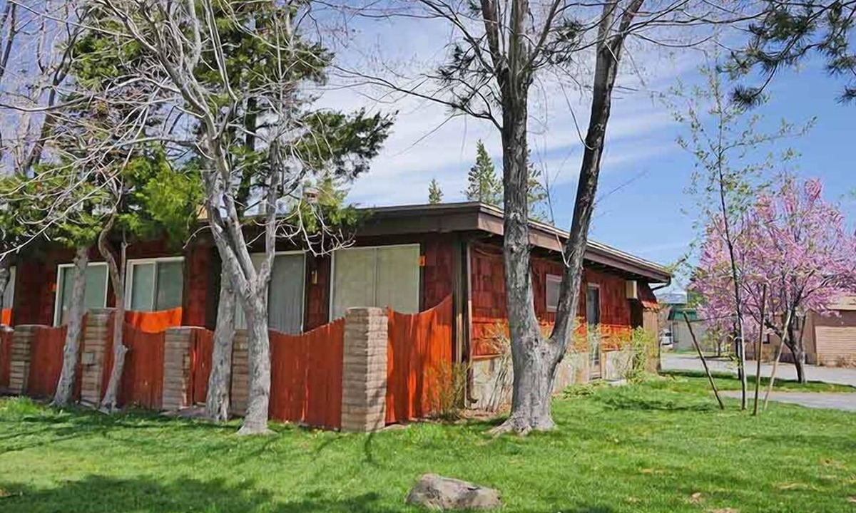 Tahoe Keys Condo | Economical Studio Condo with Retro Decor - 105A~
