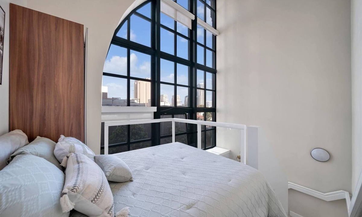 Columbia Condo | Electra Love Loft w/Downtown Views, Free Parking