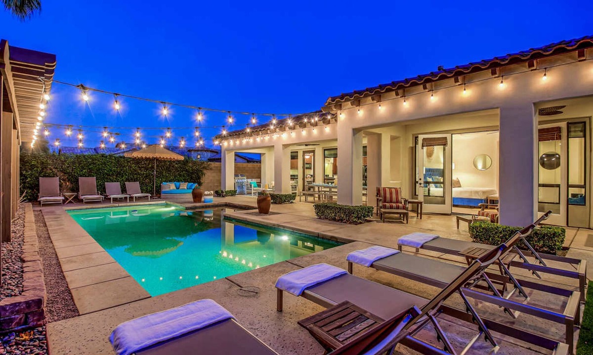 Indio House | Elegant Desert Oasis Near Coachella Palm Springs