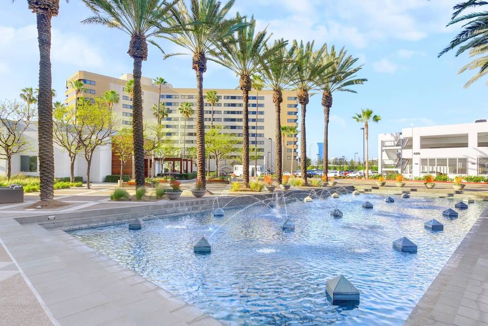 Orange Hotel | Embassy Suites by Hilton Anaheim Orange