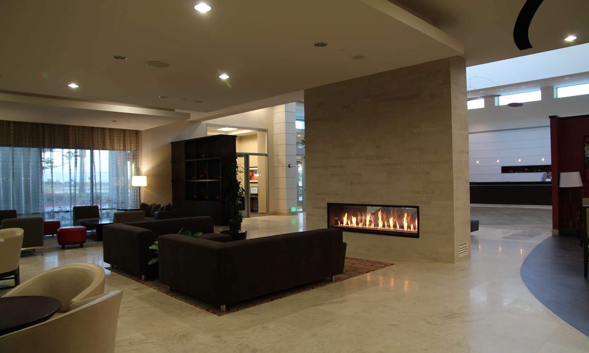 Guasti Hotel | Embassy Suites Ontario Airport