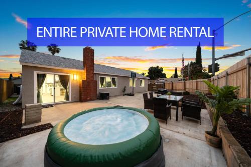 La Presa House | Entire Private Home with Hot Tub, Garage, King Bed, 3 Bedrooms 2 Bathrooms, Available Now