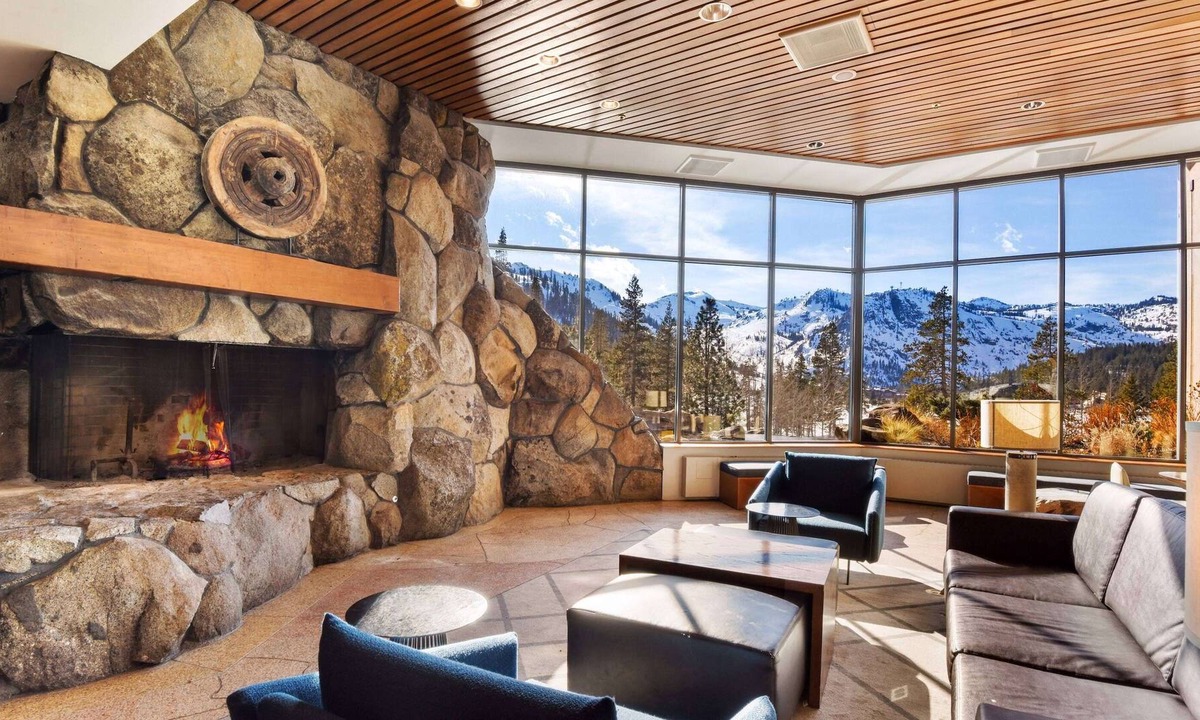 Olympic Valley Condo | Everline Resort & Spa | Dive in at the Year-Round Resort Pool