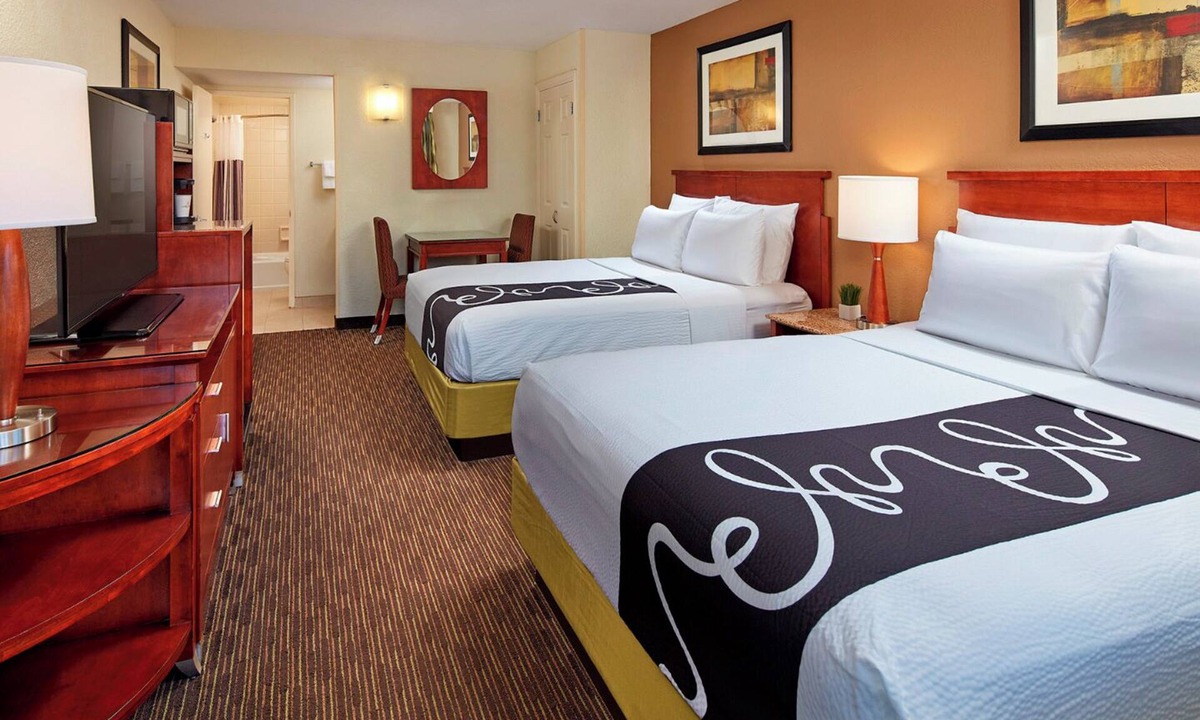 Mission Valley Hotel | Everything You Need For The Perfect Vacation - Two Family Ready Stays