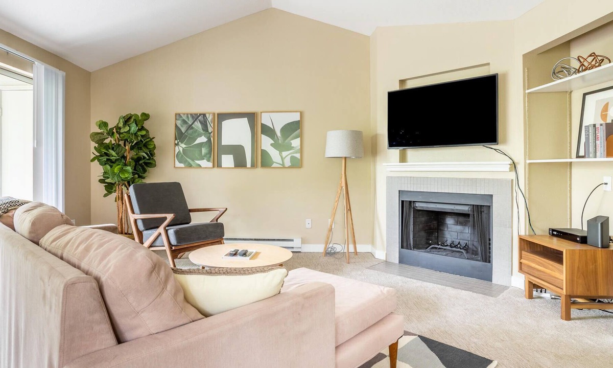Tanasbourne Apartment | Excellent 2BR Apartment in Beaverton w/ Amenities