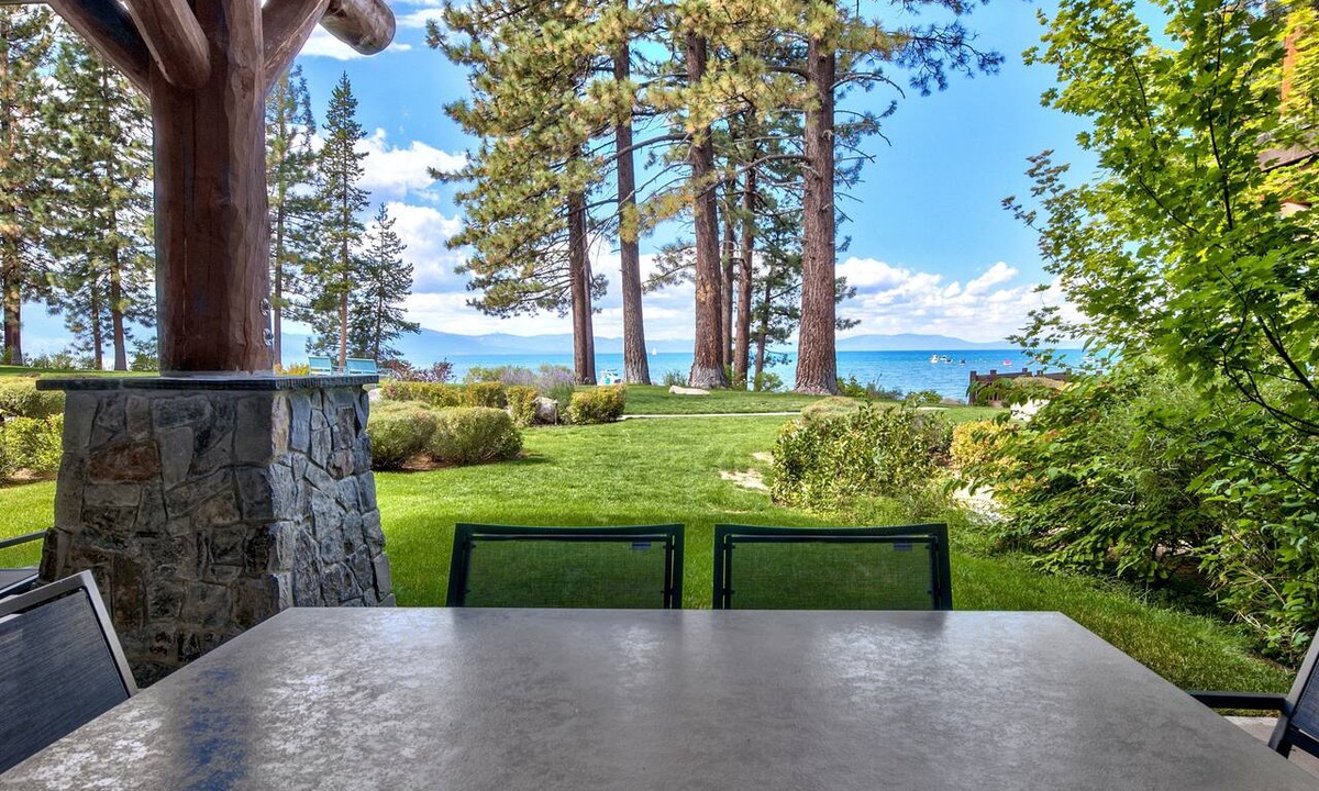 Sierra Shores Condo | Exclusive Lakefront with A/C |Near Heavenly | PEAK SS11
