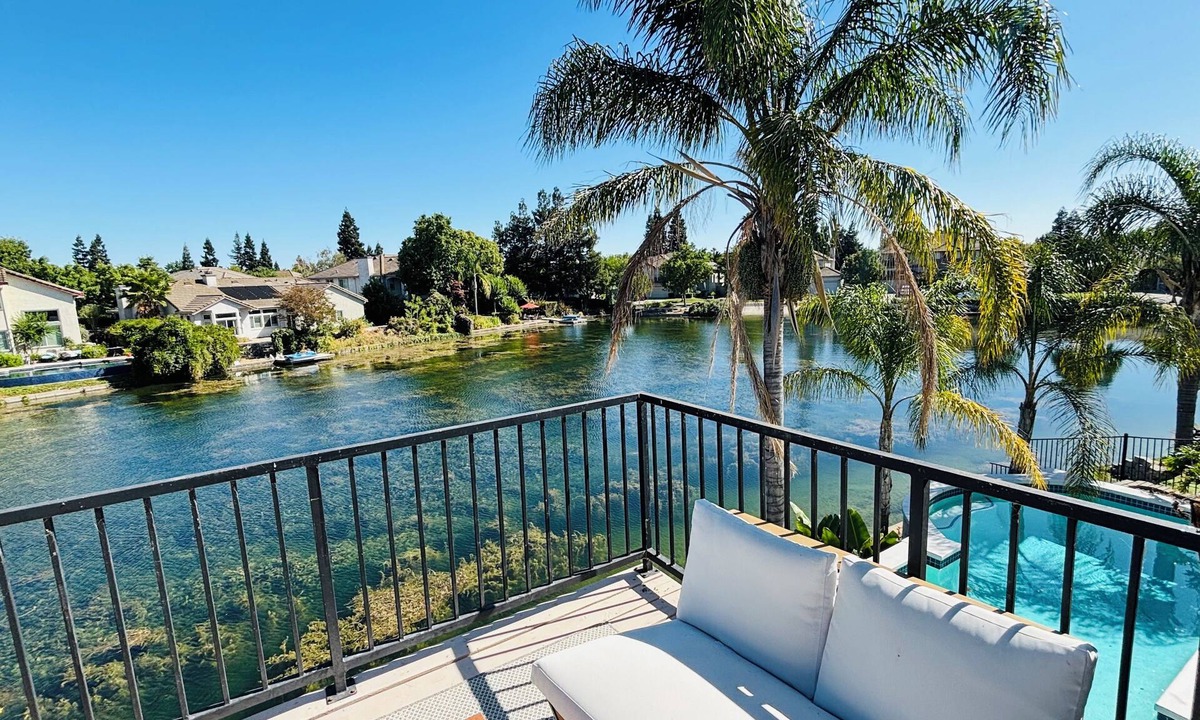Laguna West-Lakeside House | Experience Serenity: Luxe 4BDR Lake House+25’ Pool