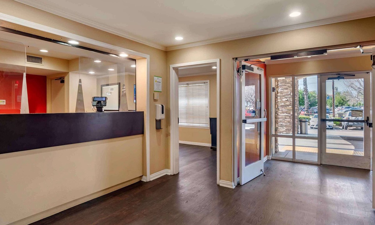 Monrovia Hotel | Extended Stay America Suites Los Angeles Monrovia