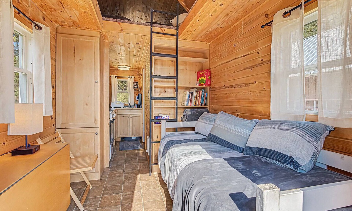 Garden Valley Cabin | Fabulous 1-bedroom cabin in pleasant Garden Valley getaway