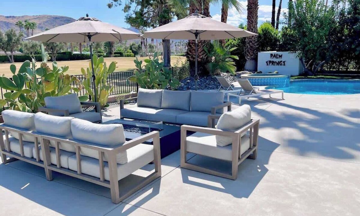 Indian Canyon House | Fairway Luxe: New Remodel on Indian Canyons Course