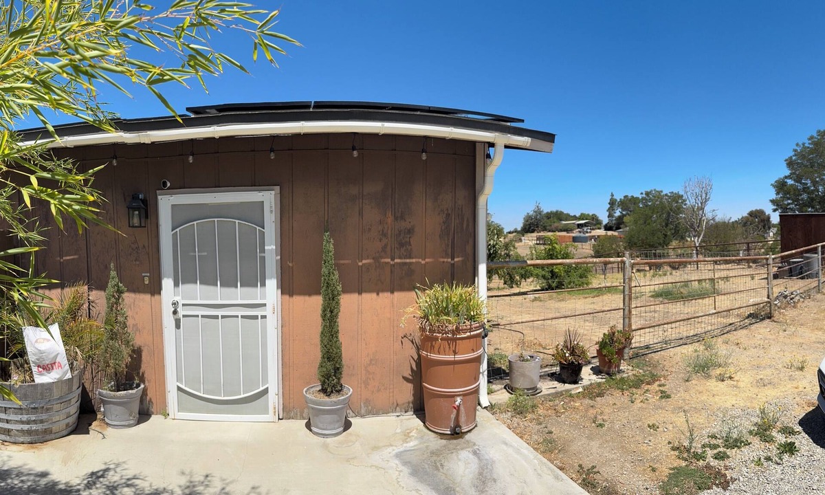 Paso Robles Apartment | Family and pet friendly Apartment carved out of a barn