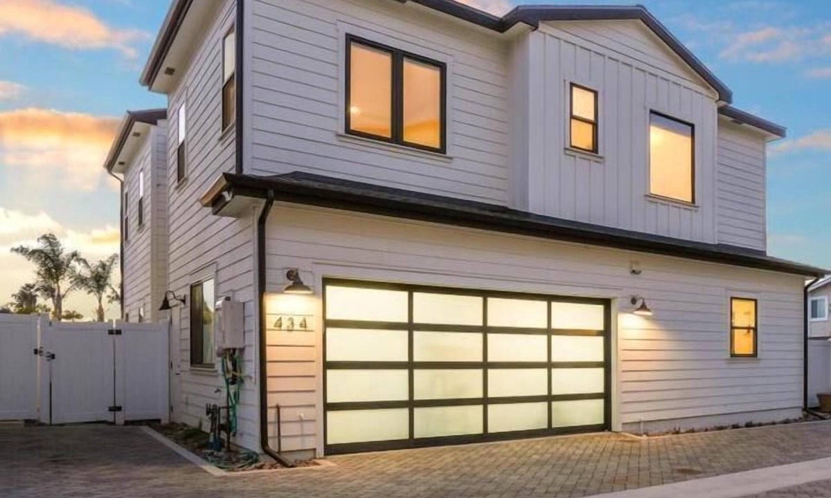 Carlsbad House | Family-Friendly Luxe Beach Retreat w/Hot Tub
