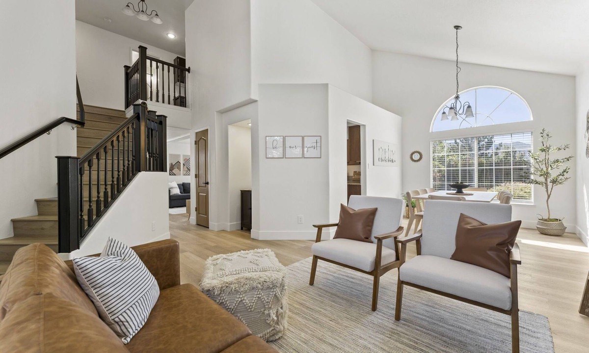 Northwest Reno House | Family Friendly! The Peachtree House, Reno's Scandinavian Haven